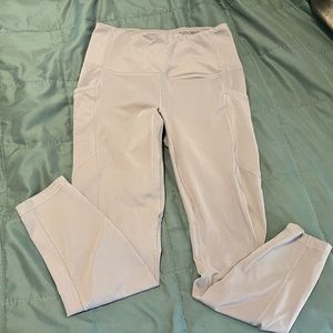 Light purple greyish leggings!